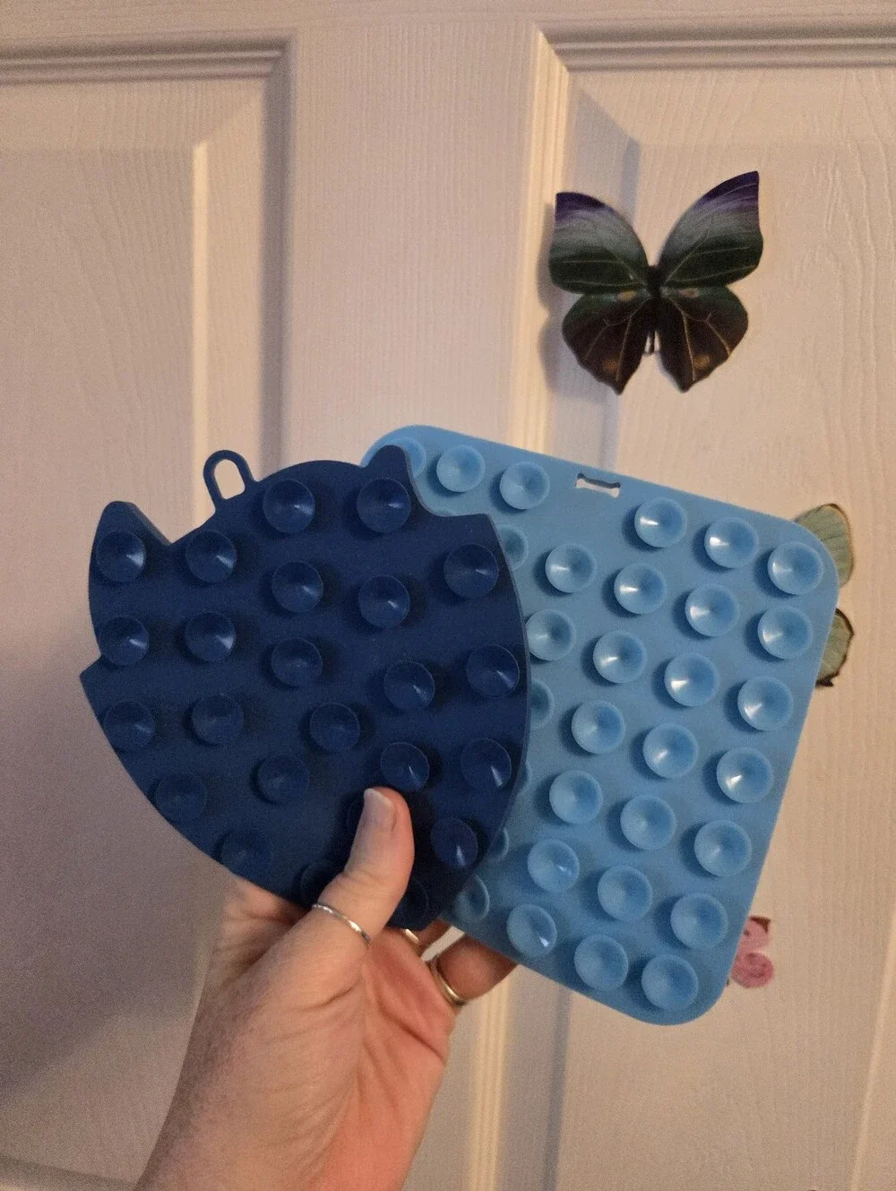 2 silicon pet mats for treats never used